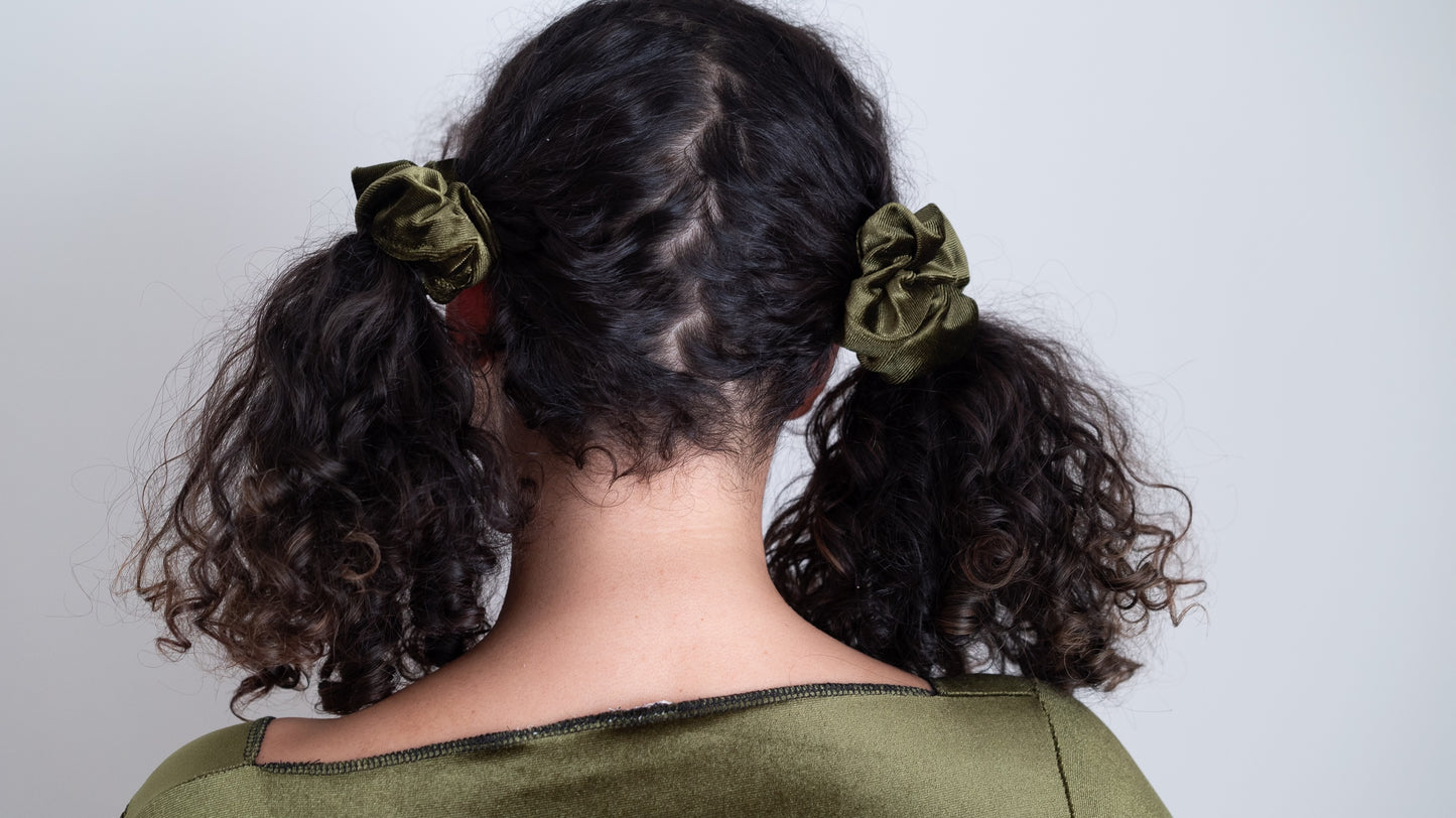 scrunchie set in serpentine